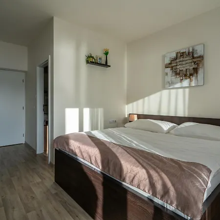 Rezidence Sunny Hill Ferienhaus *